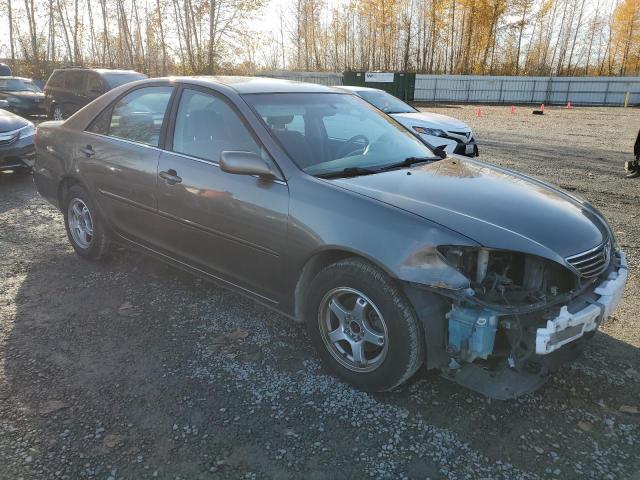 JTDBE30K953024428 - 2005 TOYOTA CAMRY LE GRAY photo 4