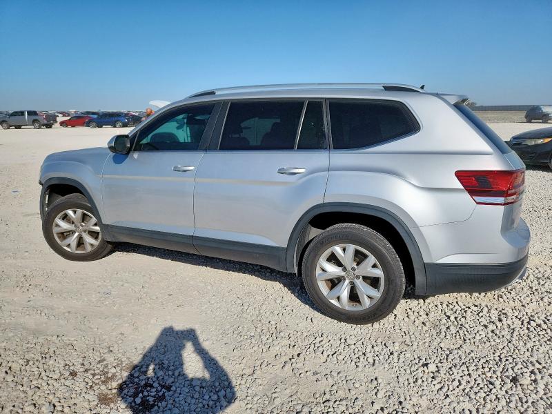 1V2KR2CA4JC566286 - 2018 VOLKSWAGEN ATLAS SE Silber Foto 2