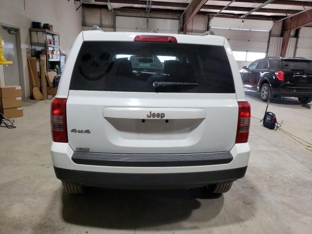 1C4NJRBB8GD650798 - 2016 JEEP PATRIOT SPORT Blanc photo 6