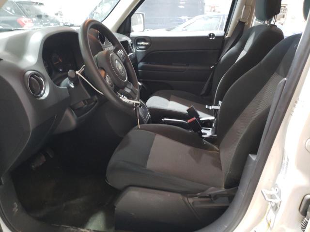1C4NJRBB8GD650798 - 2016 JEEP PATRIOT SPORT Blanc photo 7