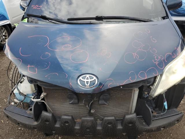 5TDDK3DC9BS021737 - 2011 TOYOTA SIENNA XLE 青色 照片 12