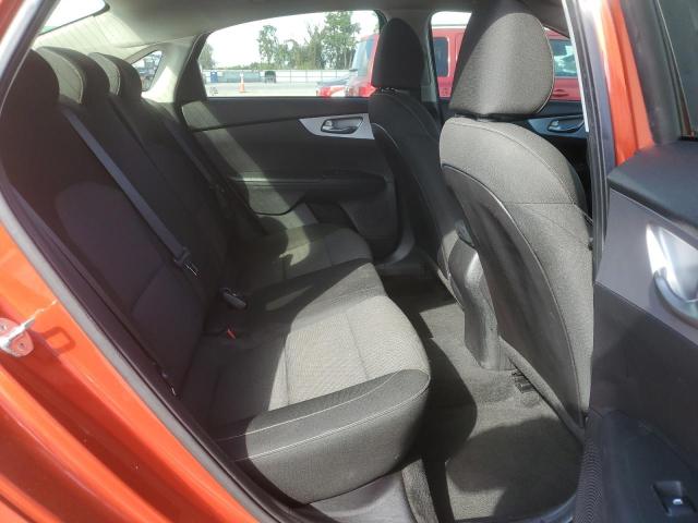 3KPF24AD9NE429519 - 2022 KIA FORTE FE RED photo 10