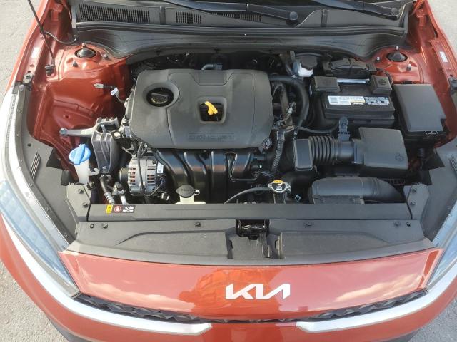 3KPF24AD9NE429519 - 2022 KIA FORTE FE RED photo 11