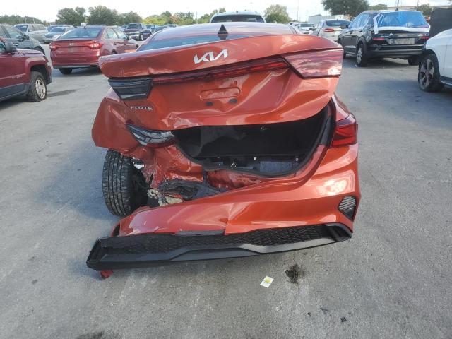 3KPF24AD9NE429519 - 2022 KIA FORTE FE RED photo 6