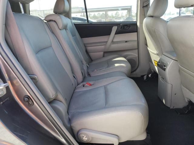 5TDZK3EH8DS095203 - 2013 TOYOTA HIGHLANDER BASE Մոխրագույն լուսանկար 11