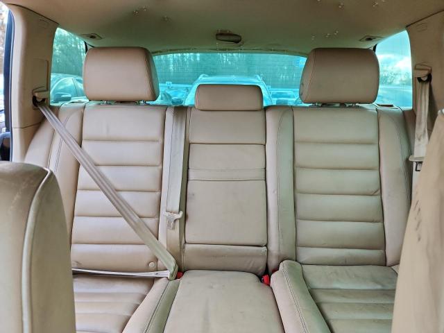 WVGMM77L95D080330 - 2005 VOLKSWAGEN TOUAREG 4.2 BLACK photo 10