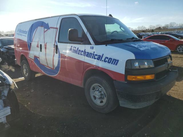 1GCWGAFG6K1208669 - 2019 CHEVROLET EXPRESS G2 Белый фото 4