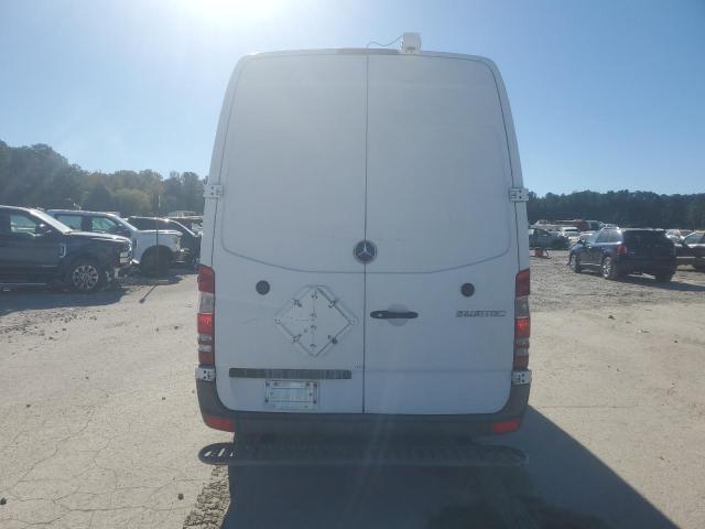 WD3PE8CB8B5580402 - 2011 MERCEDES-BENZ SPRINTER 2500 أبيض صورة 6