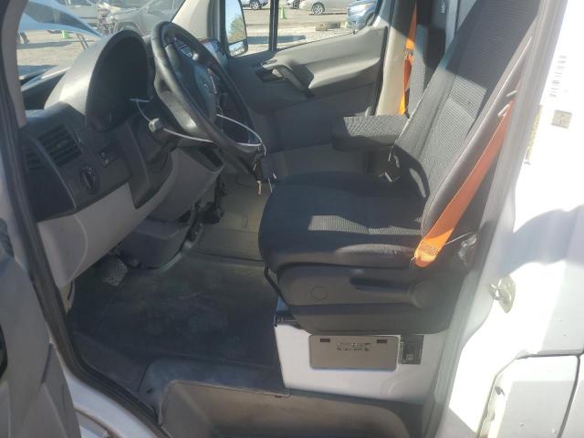 WD3PE8CB8B5580402 - 2011 MERCEDES-BENZ SPRINTER 2500 أبيض صورة 7