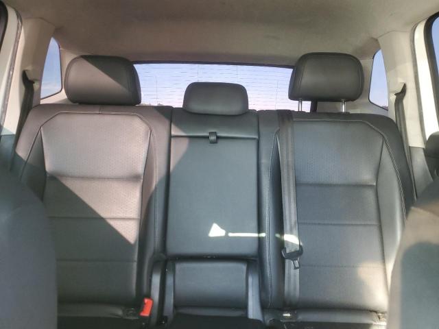 3VV2B7AX6LM077904 - 2020 VOLKSWAGEN TIGUAN SE Biały zdjęcie 10