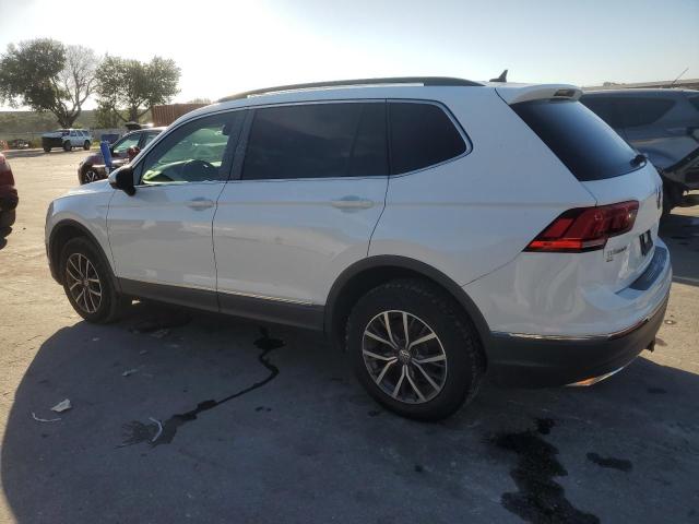 3VV2B7AX6LM077904 - 2020 VOLKSWAGEN TIGUAN SE Biały zdjęcie 2