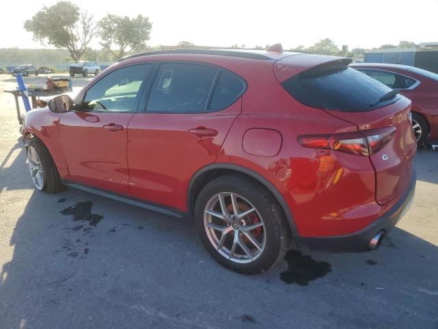 ZASFAKPN2J7B79663 - 2018 ALFA ROMEO STELVIO SPORT RED photo 2
