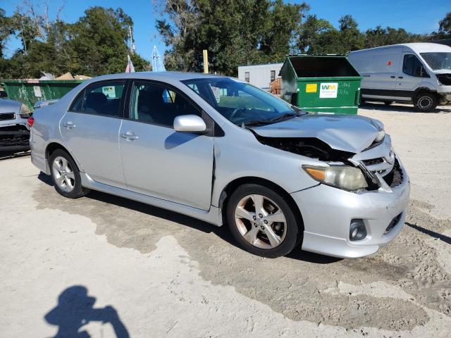 5YFBU4EE2DP139132 - 2013 TOYOTA COROLLA BASE Күміс фото 4