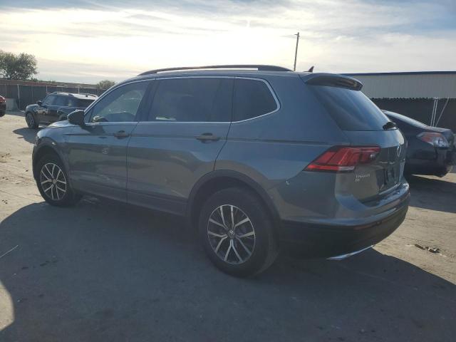 3VV3B7AXXKM081781 - 2019 VOLKSWAGEN TIGUAN SE 灰色 照片 2