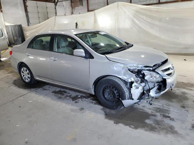 2T1BU4EE3BC678176 - 2011 TOYOTA COROLLA BASE Argent photo 4