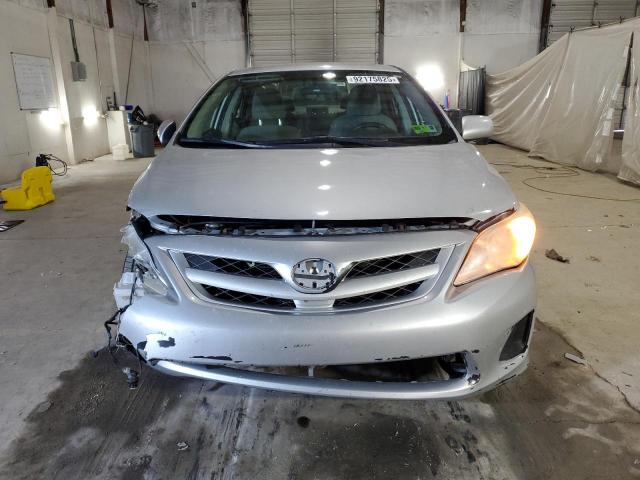 2T1BU4EE3BC678176 - 2011 TOYOTA COROLLA BASE Argent photo 5
