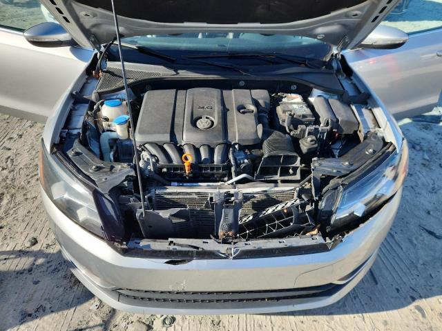 1VWBH7A34CC060771 - 2012 VOLKSWAGEN PASSAT SE SILVER photo 11