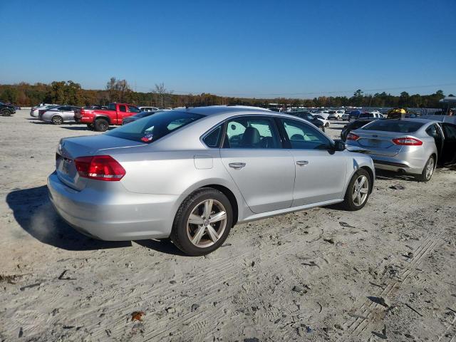 1VWBH7A34CC060771 - 2012 VOLKSWAGEN PASSAT SE SILVER photo 3