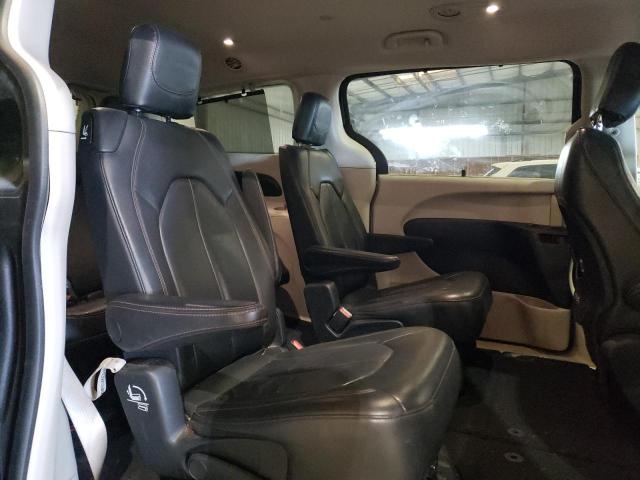 2C4RC1BG9HR734233 - 2017 CHRYSLER PACIFICA TOURING L GRAY photo 11