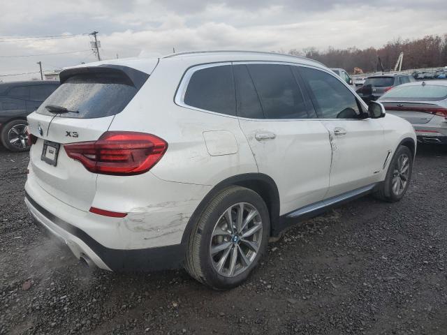 5UXTR9C5XJLC69784 - 2018 BMW X3 XDRIVE30I Blanc photo 3