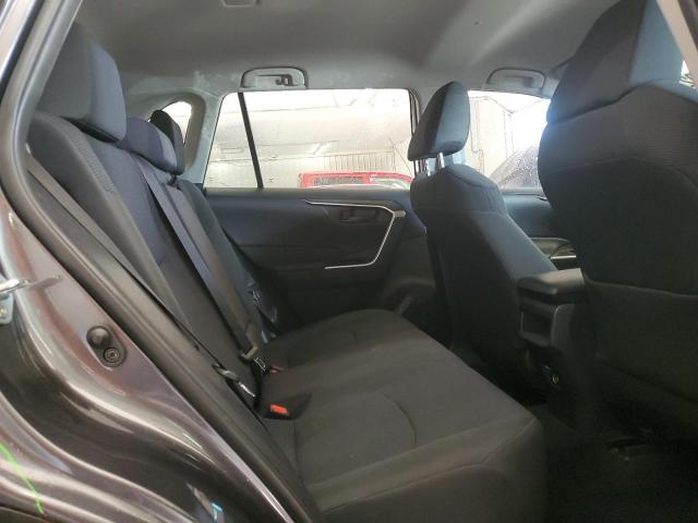 2T3G1RFV6MC164715 - 2021 TOYOTA RAV4 LE ნაცრისფერი ფოტო 11