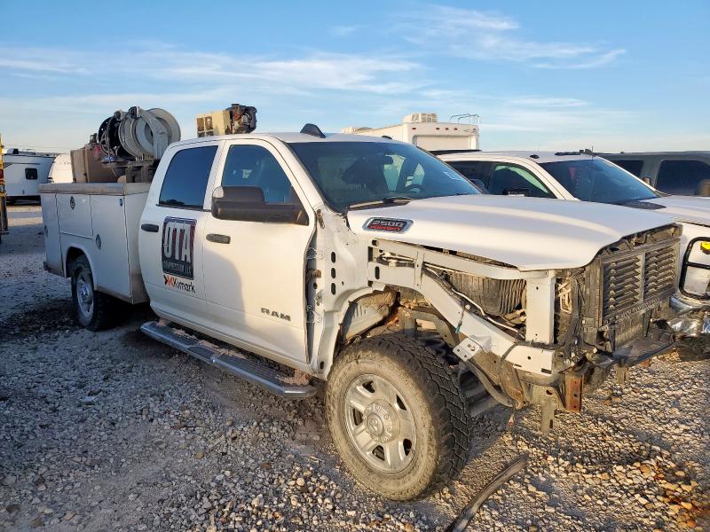 3C6UR5HJ5NG379959 - 2022 RAM 2500 TRADESMAN 白色 照片 4