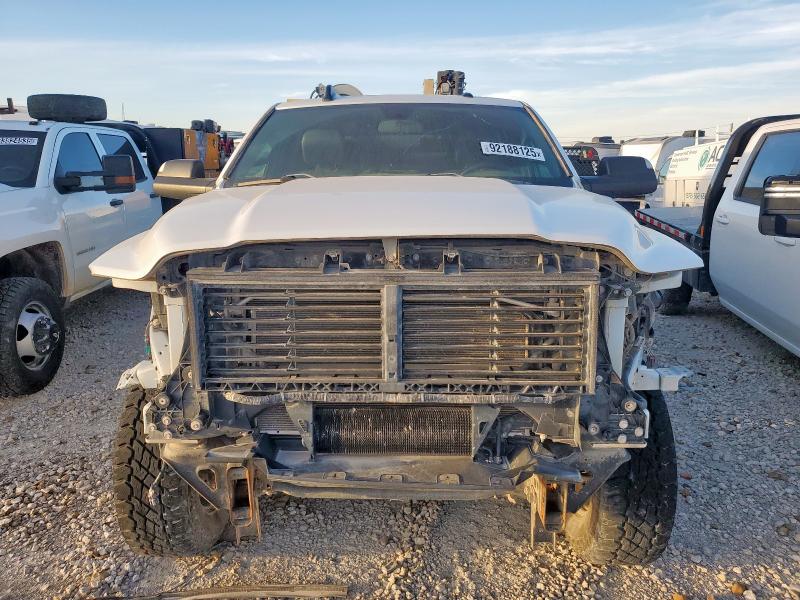 3C6UR5HJ5NG379959 - 2022 RAM 2500 TRADESMAN 白色 照片 5