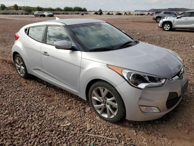 KMHTC6AD8HU304797 - 2017 HYUNDAI VELOSTER SILVER photo 4
