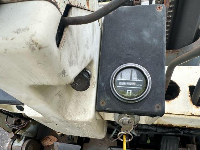 KPH02901800 - 1994 NISSAN FORKLIFT 米色 照片 8