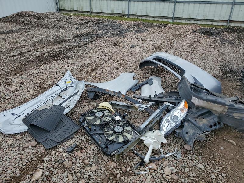 5TDJK3DC2GS145231 - 2016 TOYOTA SIENNA LE SILVER photo 13