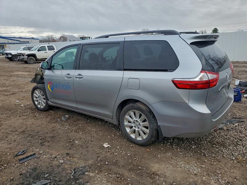 5TDJK3DC2GS145231 - 2016 TOYOTA SIENNA LE SILVER photo 2
