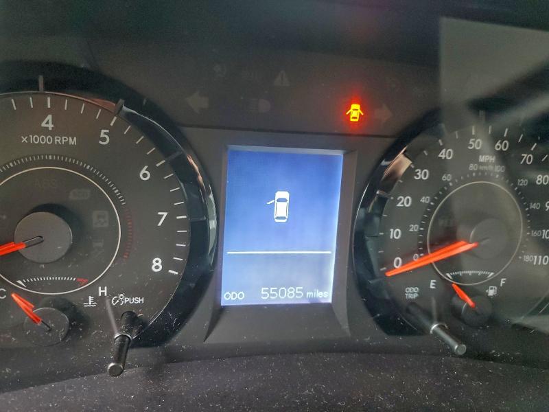 5TDJK3DC2GS145231 - 2016 TOYOTA SIENNA LE SILVER photo 9