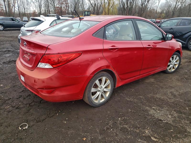 KMHCU4AE1CU166829 - 2012 HYUNDAI ACCENT GLS RED photo 3