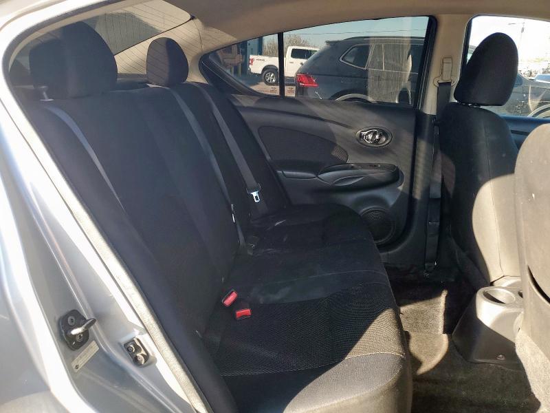 3N1CN7AP0CL891100 - 2012 NISSAN VERSA S 灰色 照片 10