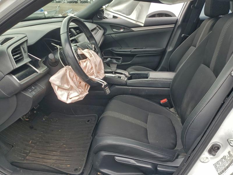 2HGFC2F84LH556419 - 2020 HONDA CIVIC SPORT WHITE photo 7