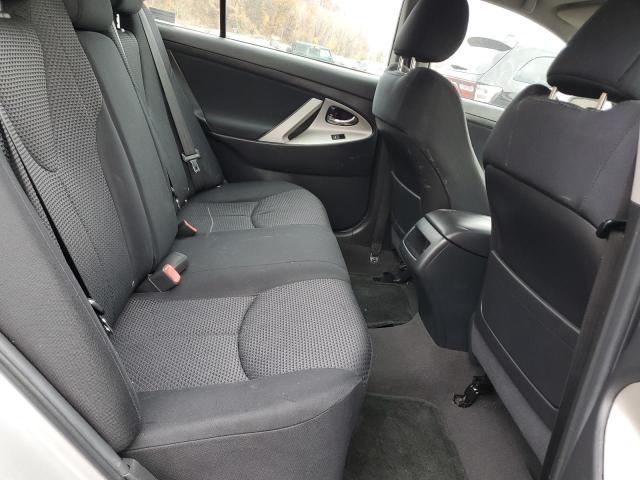 4T1BF3EK0BU765655 - 2011 TOYOTA CAMRY BASE SILVER photo 10