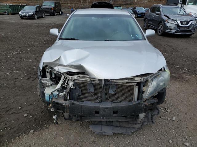 4T1BF3EK0BU765655 - 2011 TOYOTA CAMRY BASE SILVER photo 5