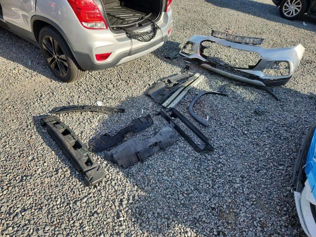 3GNCJLSB9JL414044 - 2018 CHEVROLET TRAX 1LT 银色 照片 12