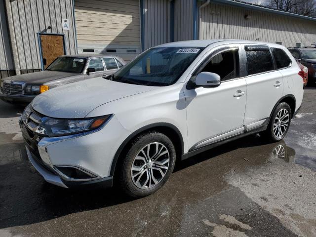 2016 MITSUBISHI OUTLANDER SE, 