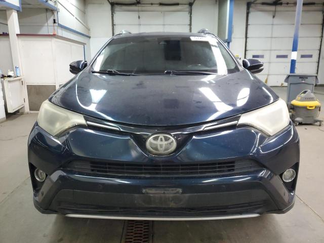 JTMRFREV2HJ110441 - 2017 TOYOTA RAV4 XLE BLUE photo 5