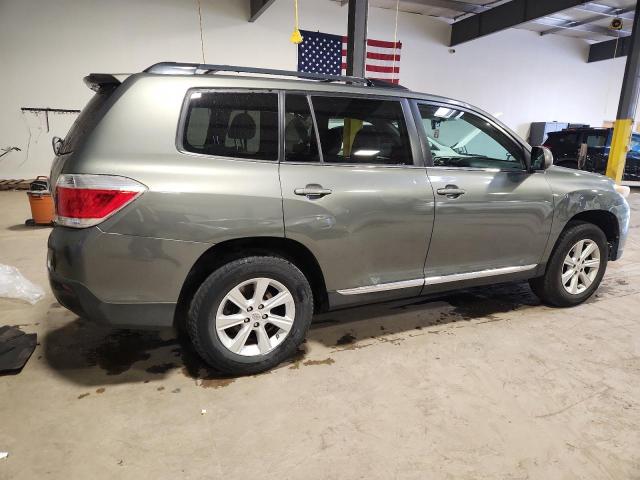 5TDBK3EH8BS062877 - 2011 TOYOTA HIGHLANDER BASE أخضر صورة 3