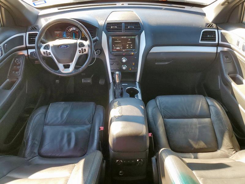 1FM5K7D87FGA92857 - 2015 FORD EXPLORER XLT 银色 照片 8