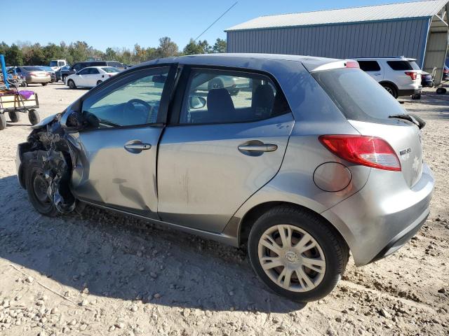JM1DE1KY7C0149411 - 2012 MAZDA MAZDA2 SILVER photo 2