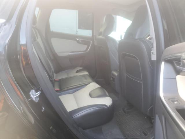 YV440MRR0H2071660 - 2017 VOLVO XC60 T5 DYNAMIC შავი ფოტო 10