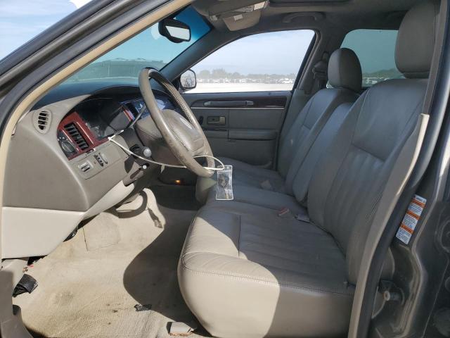 1LNHM81W54Y627725 - 2004 LINCOLN TOWN CAR EXECUTIVE SILVER photo 7