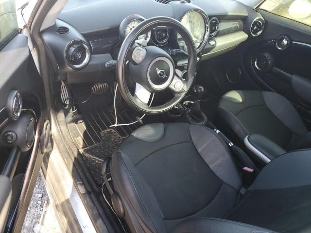 WMWMF73579TW84926 - 2009 MINI COOPER S WHITE photo 8