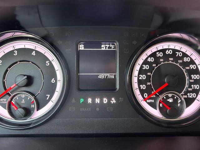 1C6RR7FG7RS189586 - 2024 RAM 1500 CLASS TRADESMAN Weiß Foto 8