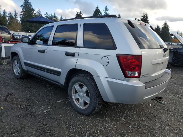 1J4GR48K16C334704 - 2006 JEEP GRAND CHER LAREDO ვერცხლისფერი ფოტო 2