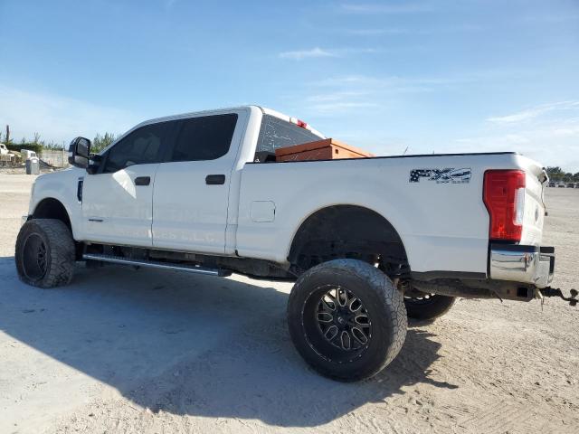 1FT7W2BT8HEC94469 - 2017 FORD F250 SUPER DUTY WHITE photo 2