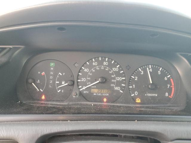 JT2BF28K610294328 - 2001 TOYOTA CAMRY LE WHITE photo 9